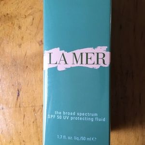 LA MER the broad spectrum sunscreen SPF 50 UV protecting fluid